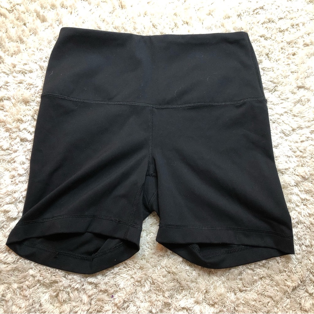 EUC Yogalicious Lux Biker Shorts Size S